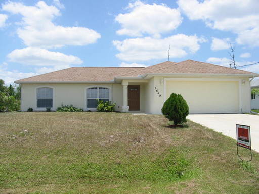 Chamberlain & Price - North port – photo 1