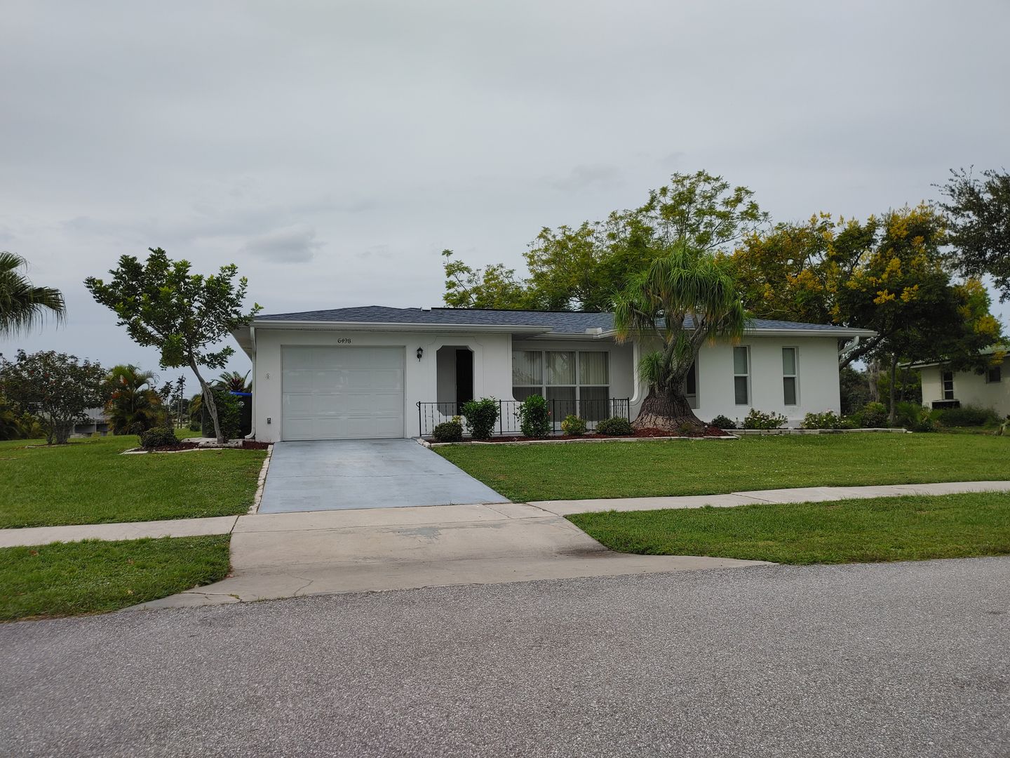 North Port House: 6498 Fabian Road,