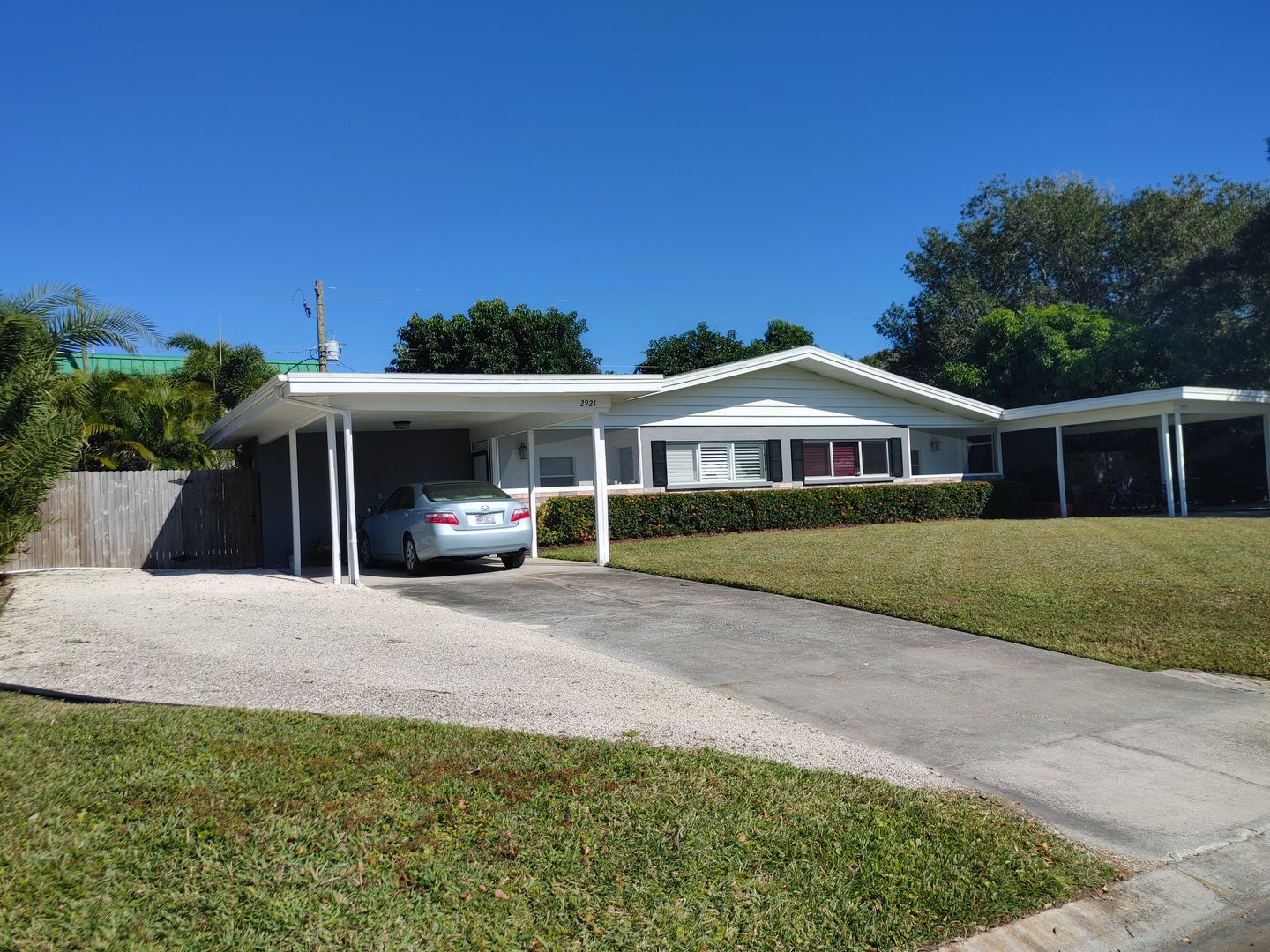 Sarasota House: 2921 Bentley Street