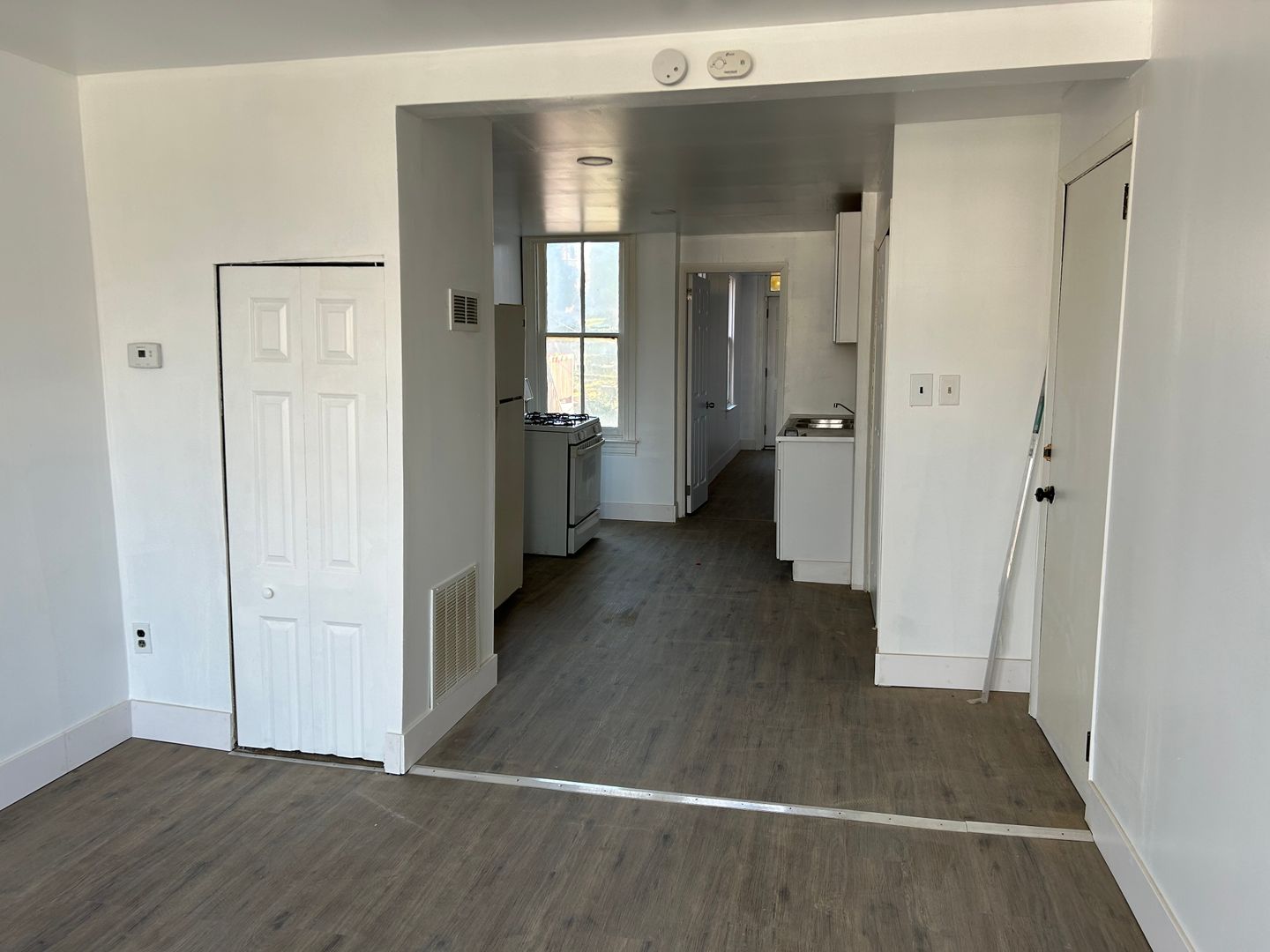 York Apartment: 454 Pennsylvania Avenue