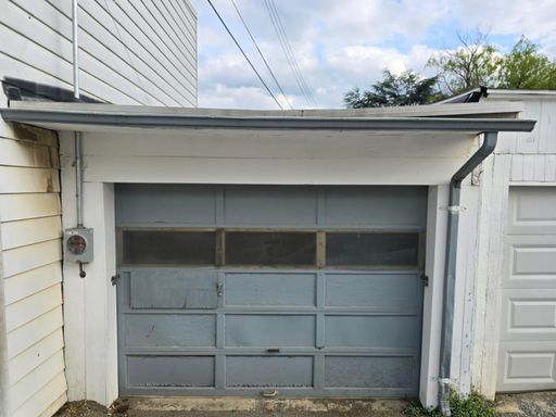 Garage for rent!