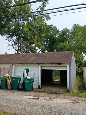2 Car garage