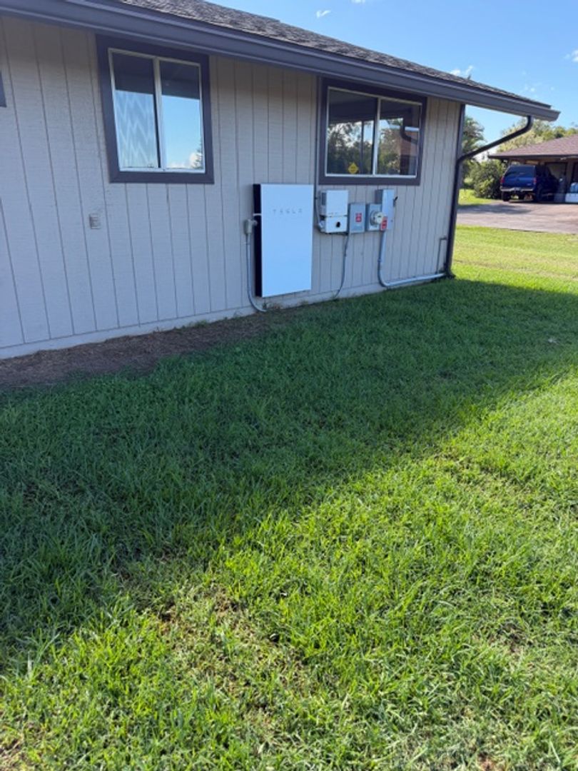 Makawao Apartment: 75 Kaupea Street