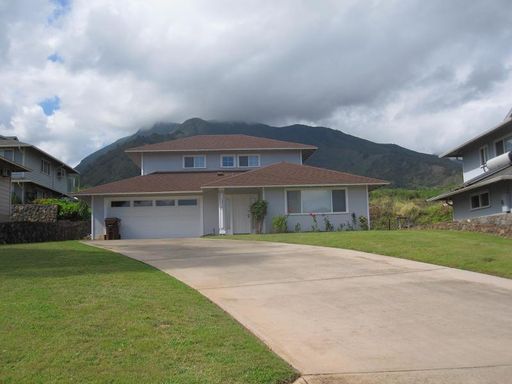 A 4 bedroom 2 story home with yard in great Waikapu subdivision – photo 1