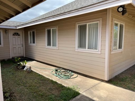 Cozy cottage with shared yard – photo 1