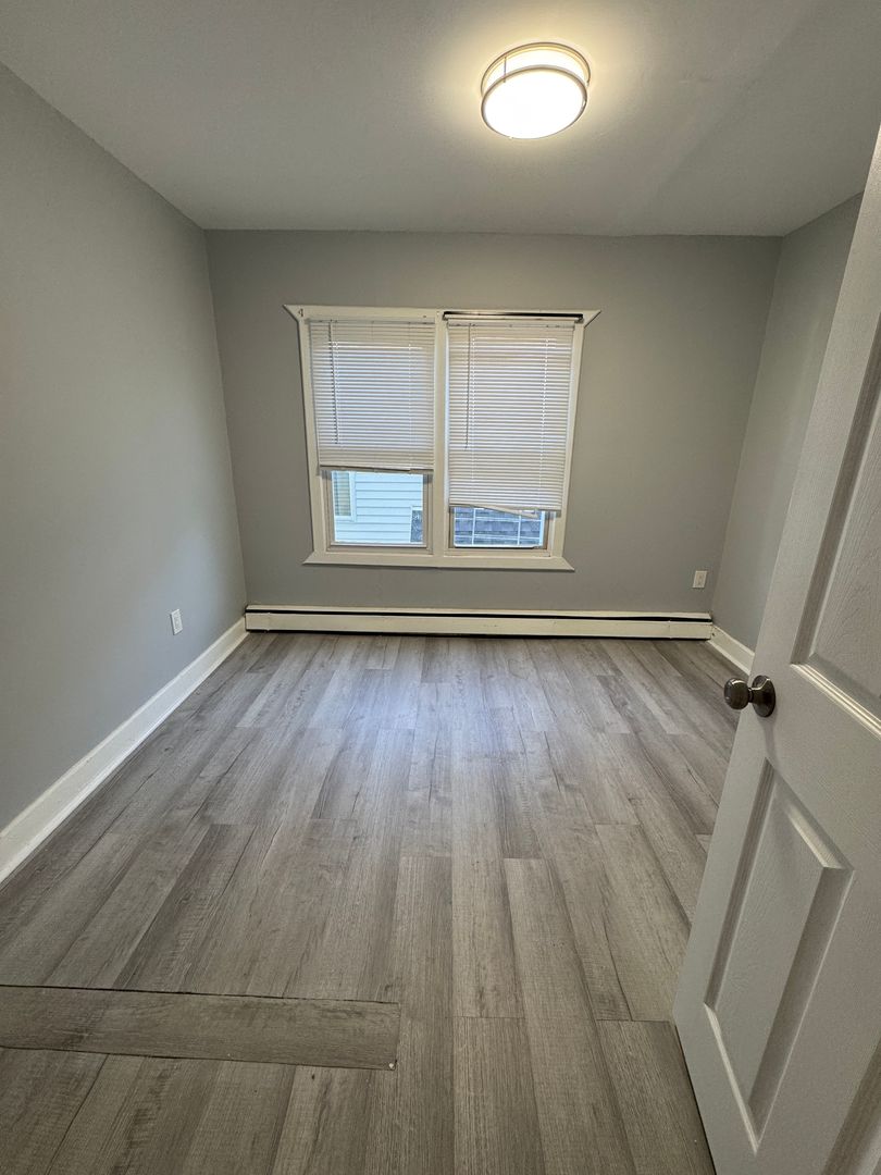 Bridgeport Apartment: 746-748 Maple Street