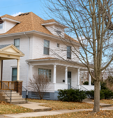 5 Bed, 2 Bath House – photo 1