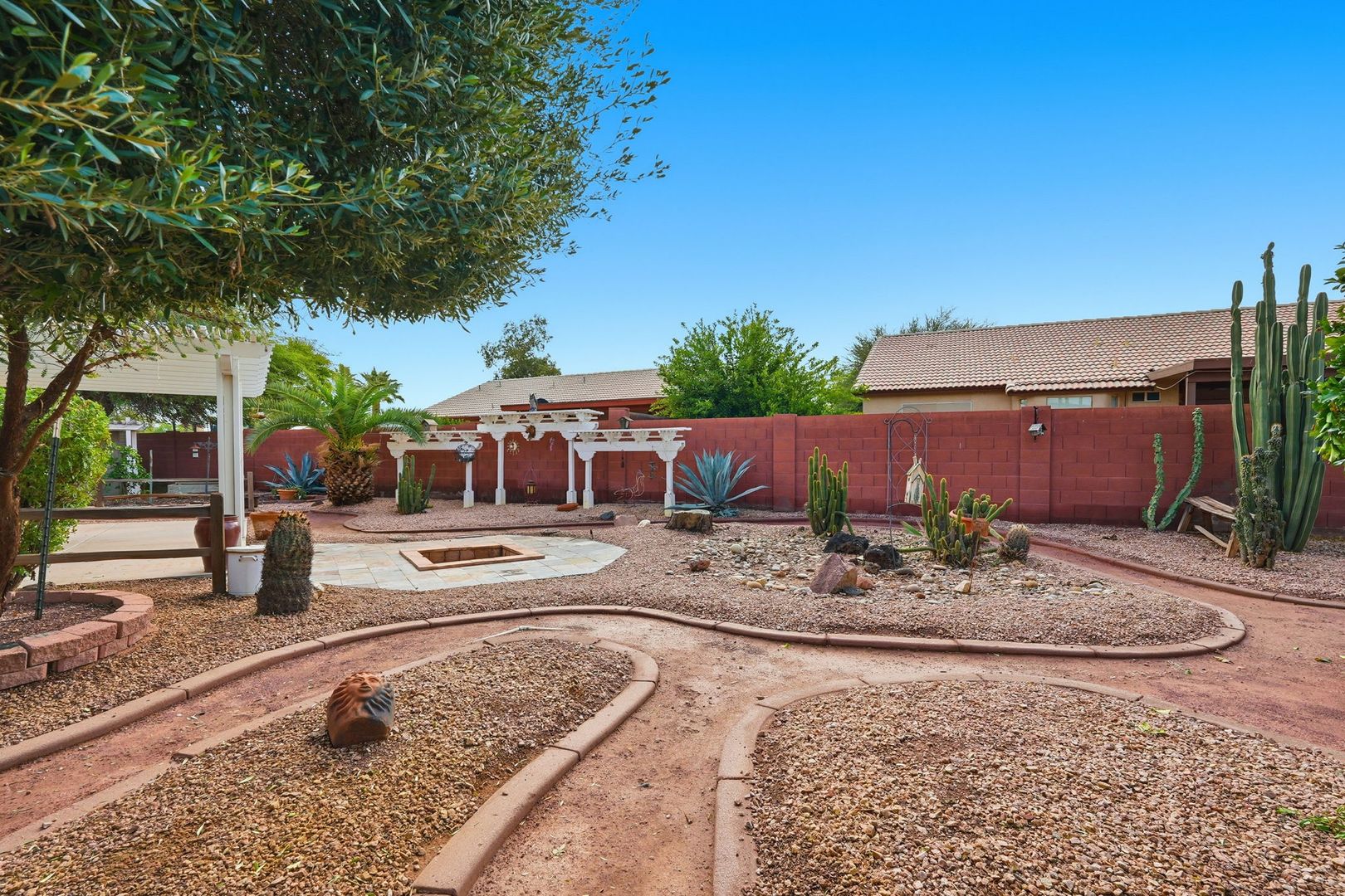 Casa Grande House: 2069 N Pebble Beach Dr