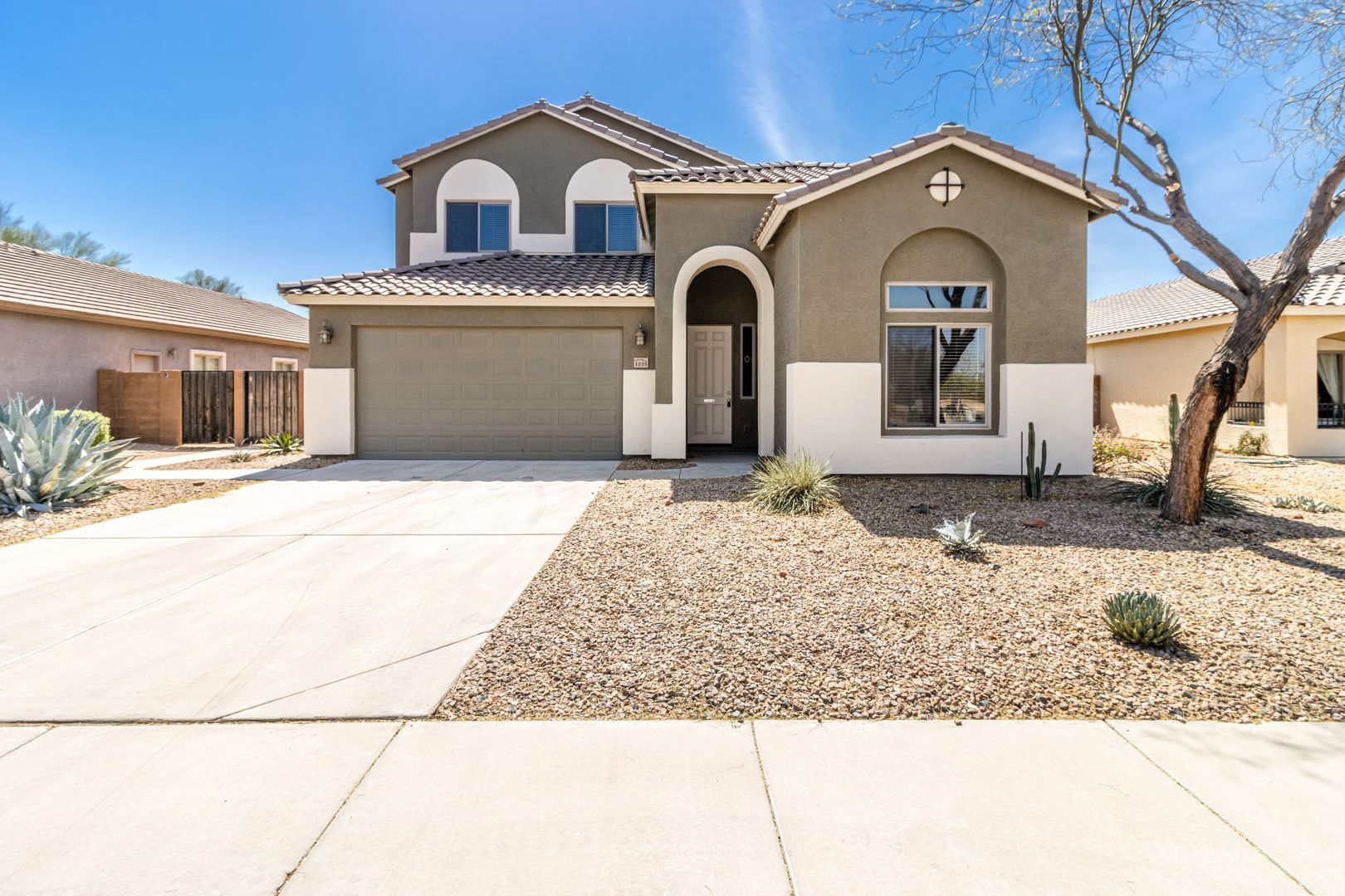 Casa Grande House: 1225 E Prickly Pear St