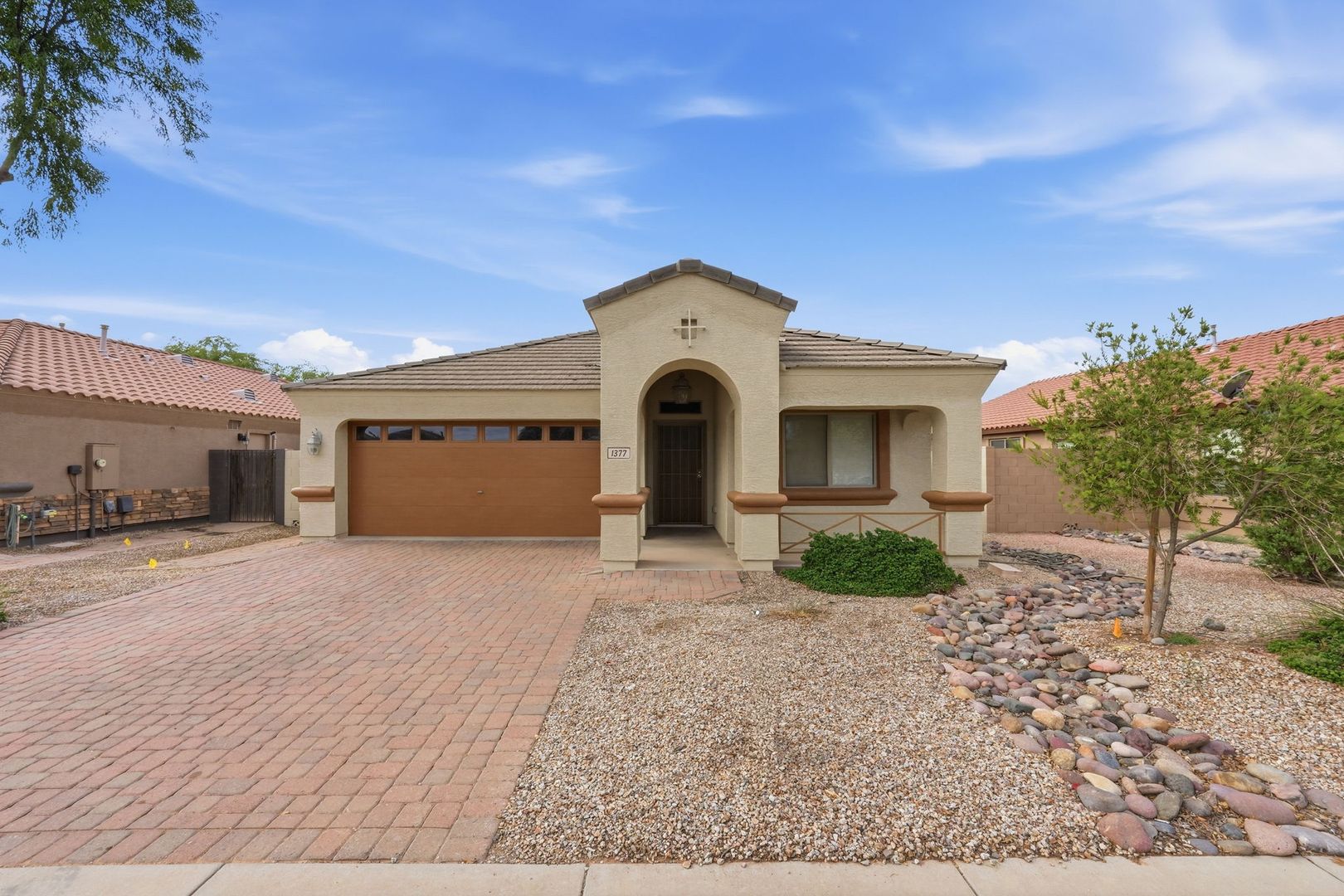 Casa Grande House: 1377 E Prickly Pear Dr.