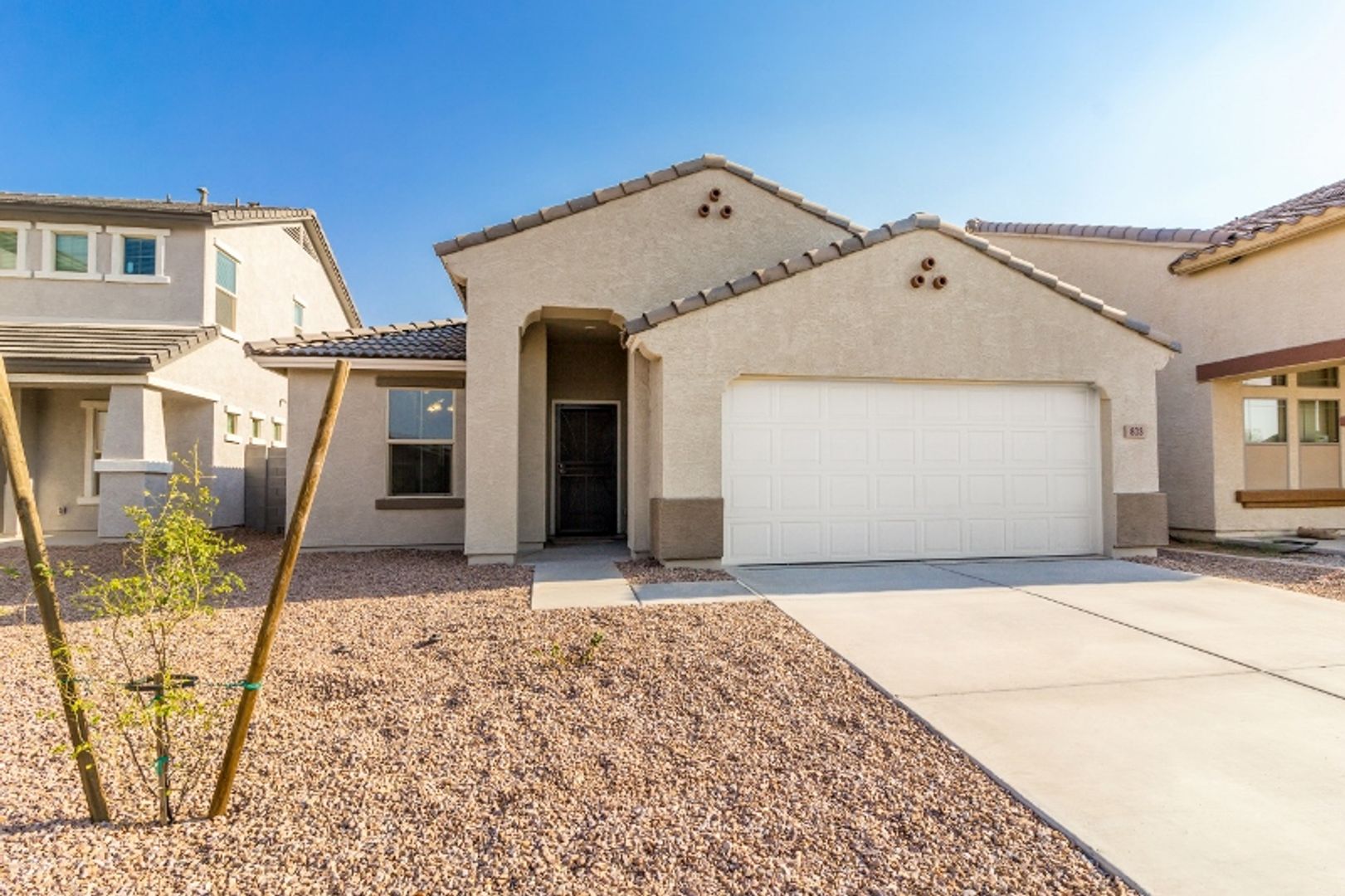 Casa Grande House: 803 W Jardin Dr.