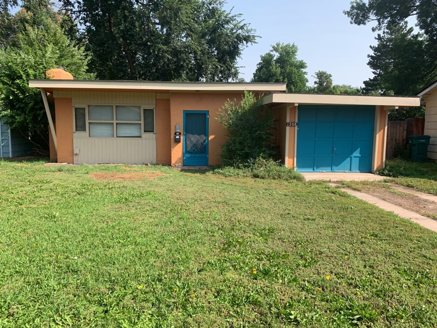 Fort Collins House: 1208 W Myrtle St