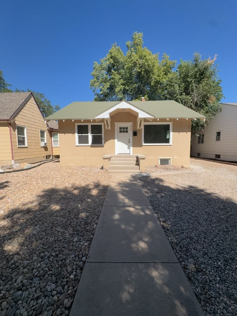 Fort Collins House: 624 W Laurel Street