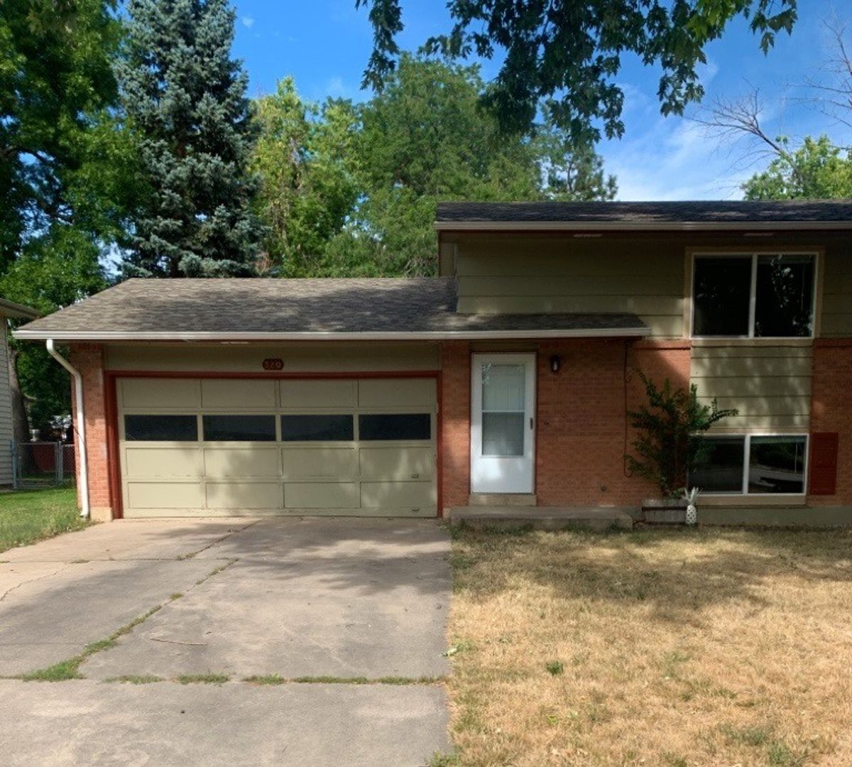 Fort Collins House: 320 Del Clair Rd