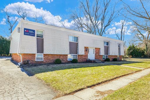 Cozy 1BR in North Normal Near Rivian, State Farm & Ferrero