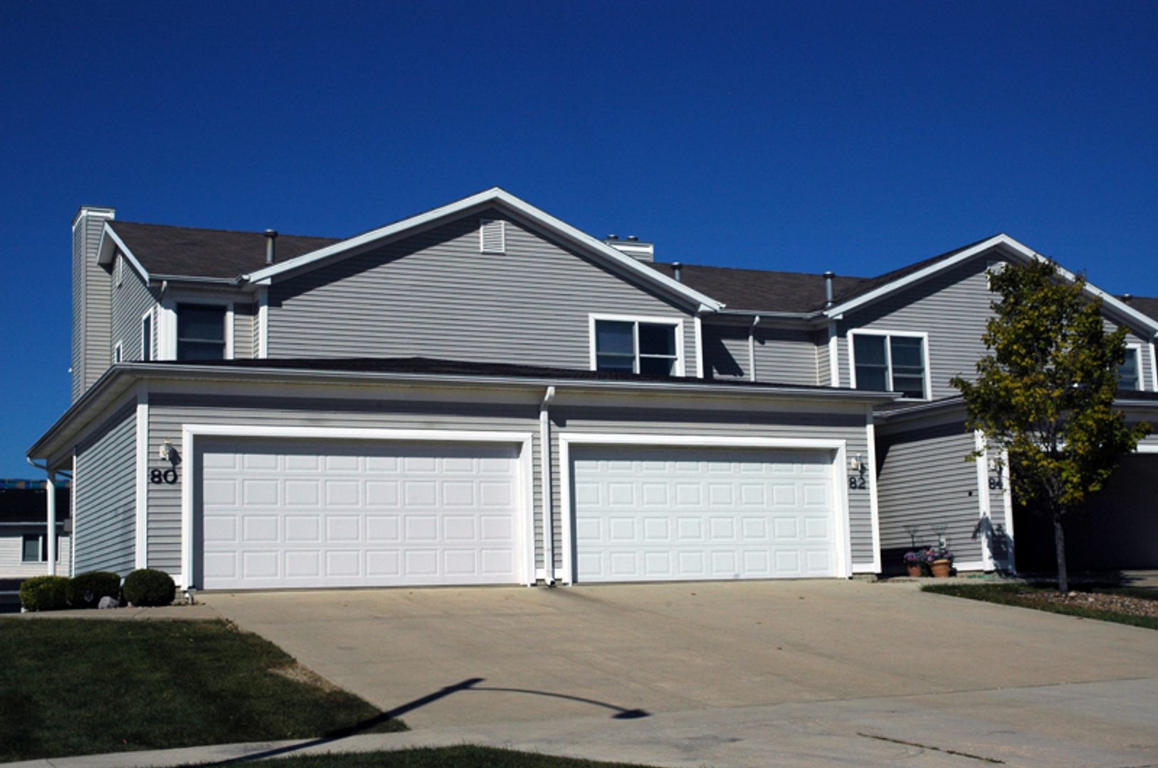 Bloomington House: 94 Yotzonot Dr