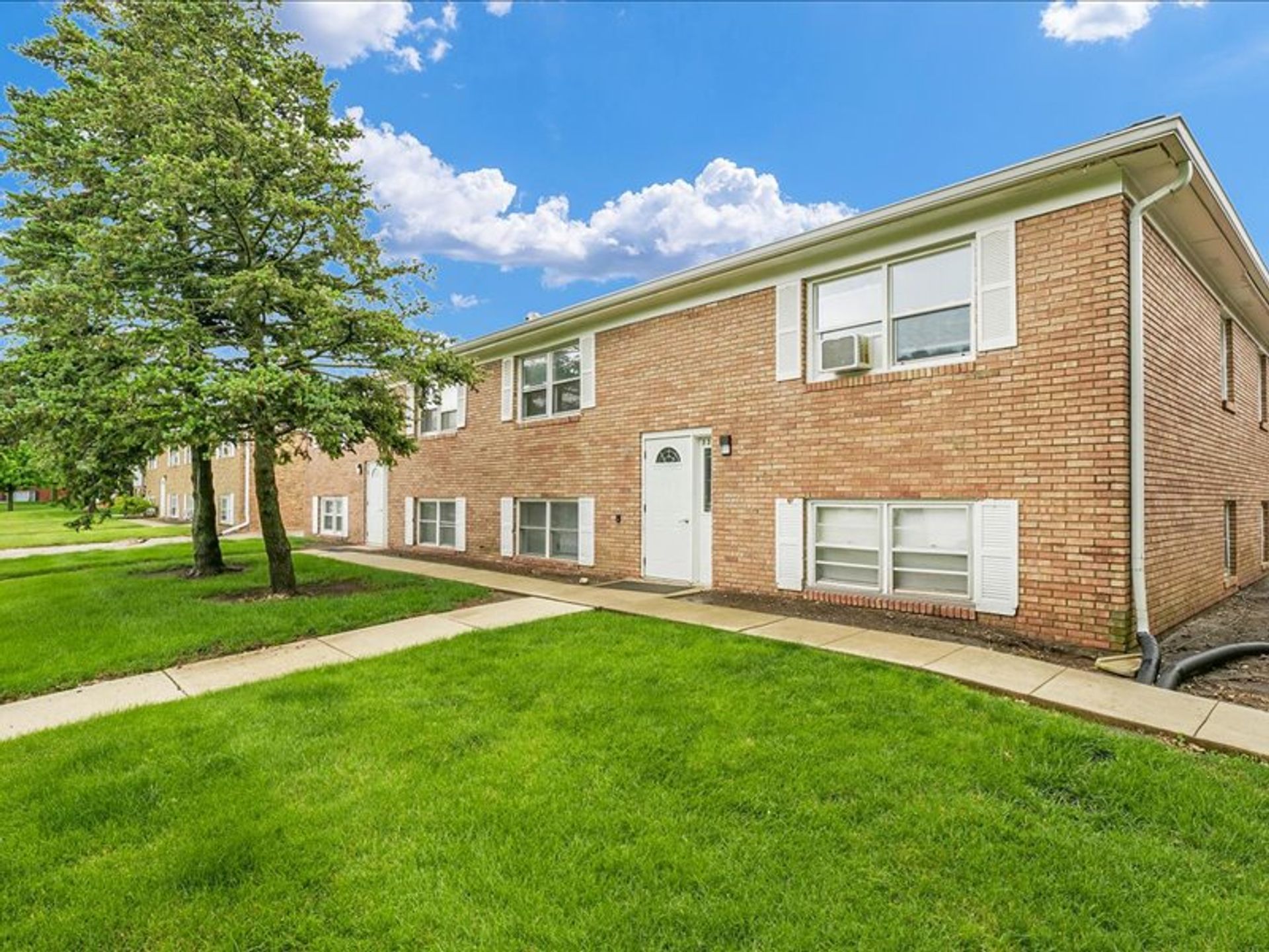 Bloomington Apartment: 335 Riley Drive