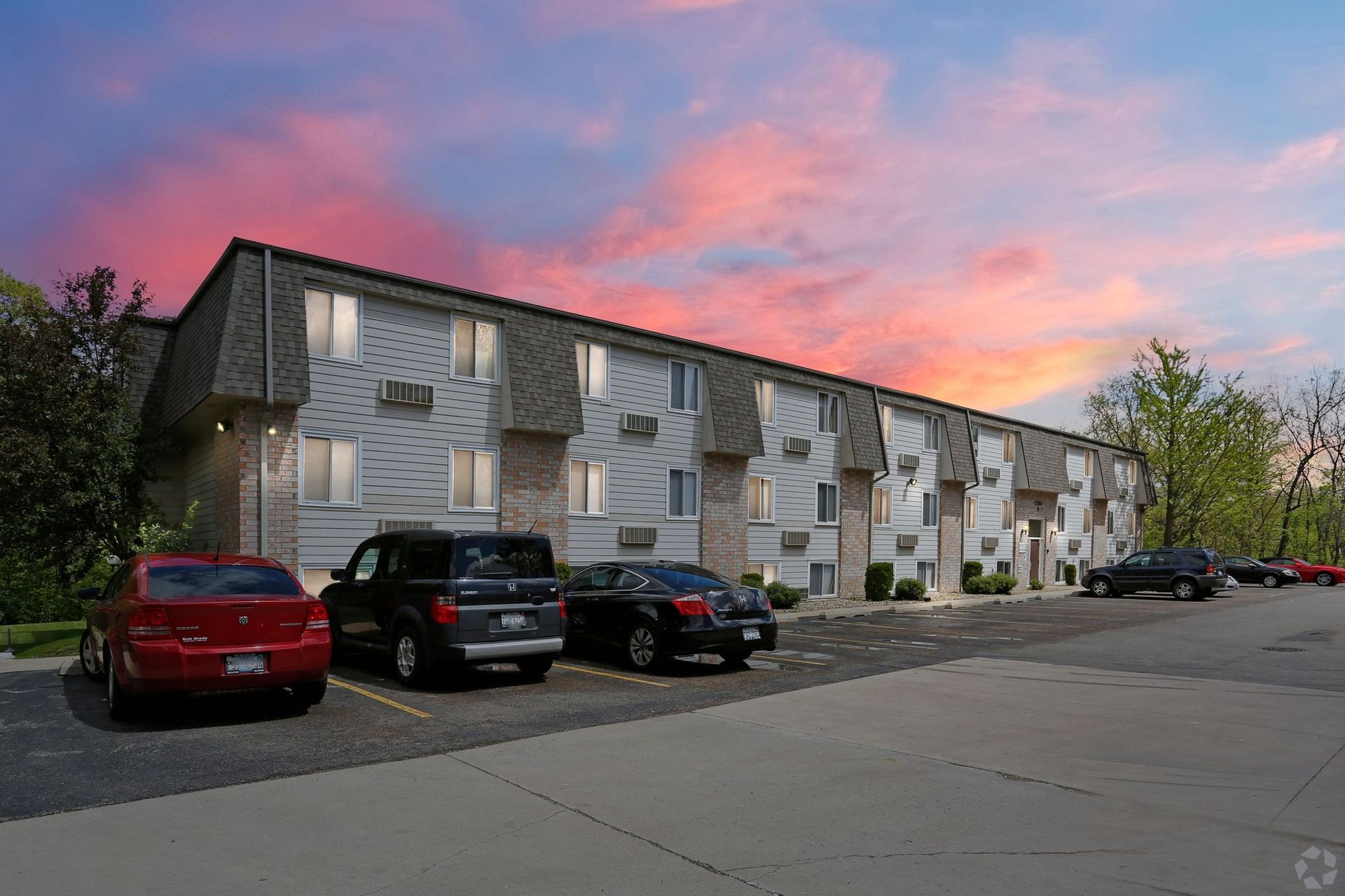 Peoria Apartment: 2215 W. Willow Knolls Road