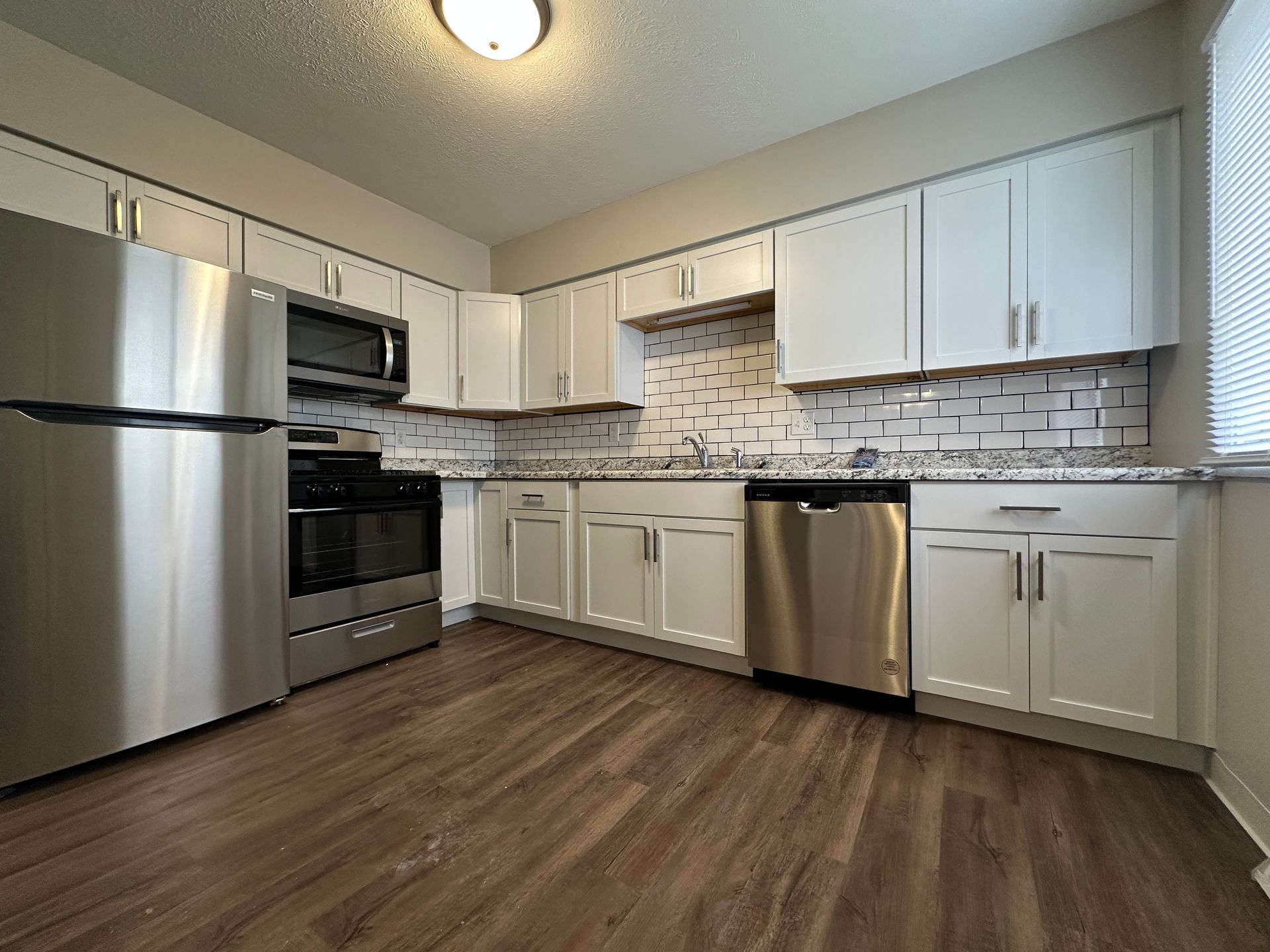 Normal Apartment: 1513 Woods Avenue