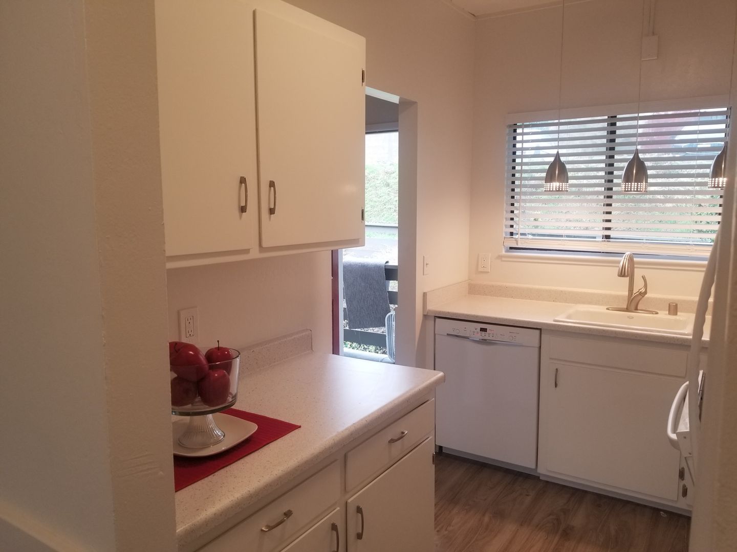 San Andreas Apartment: 342 E. St. Charles Street