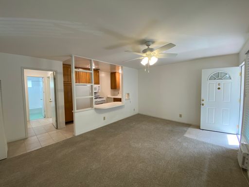 Large 1 Bedroom in quiet building – photo 1