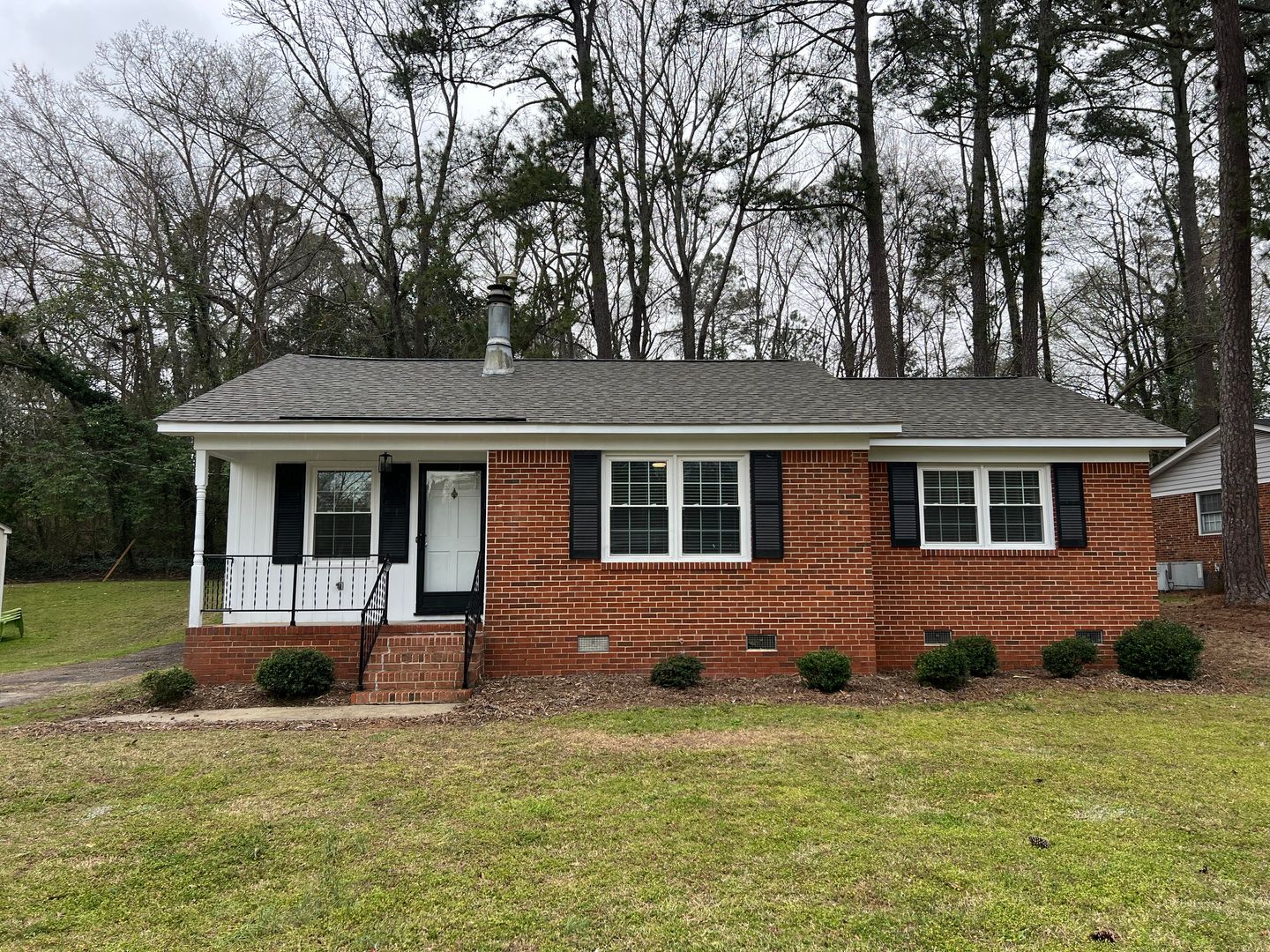 3 Bedroom 1.5 Bathroom House for rent 