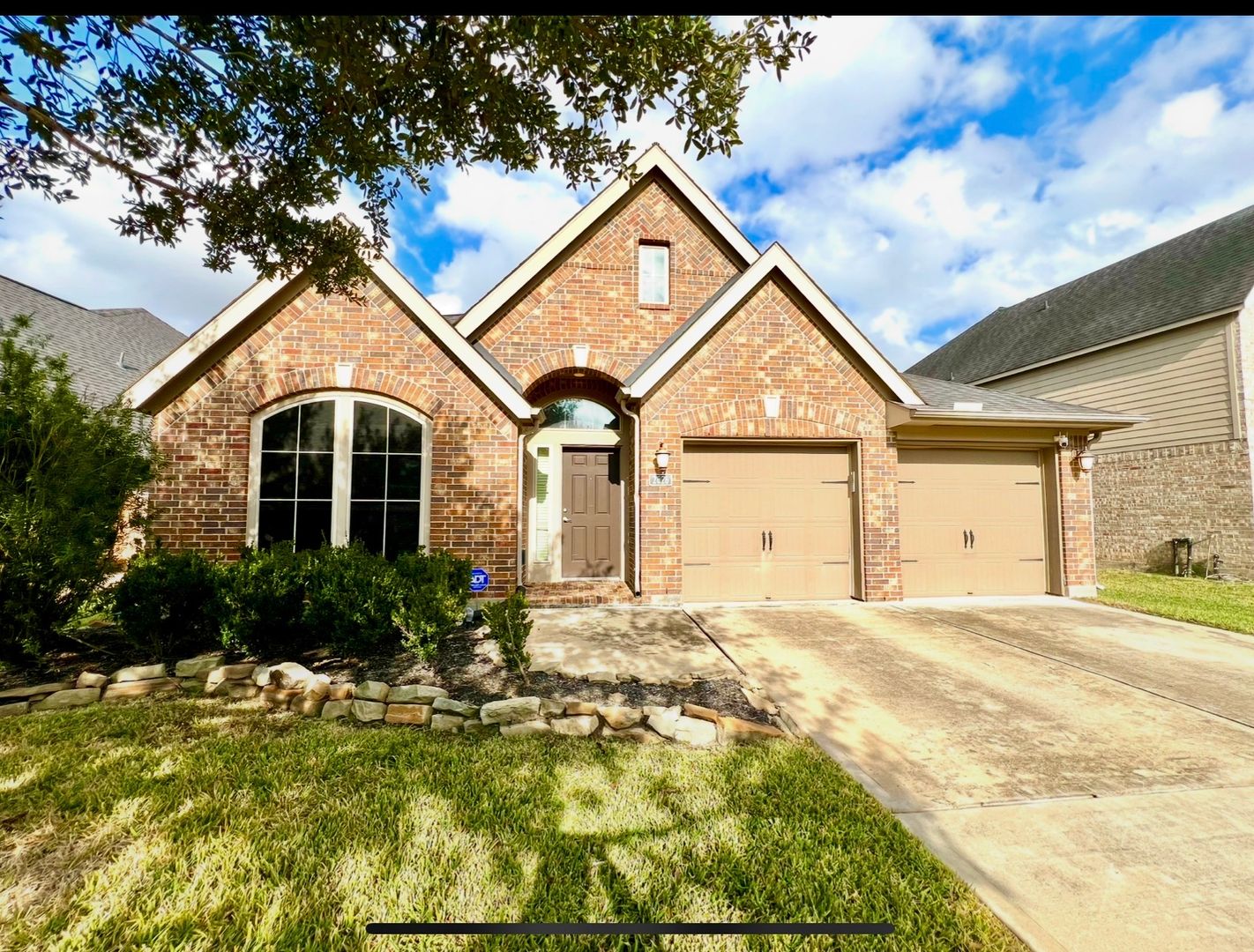 Fresno House: 2626 Rosepoint Ct