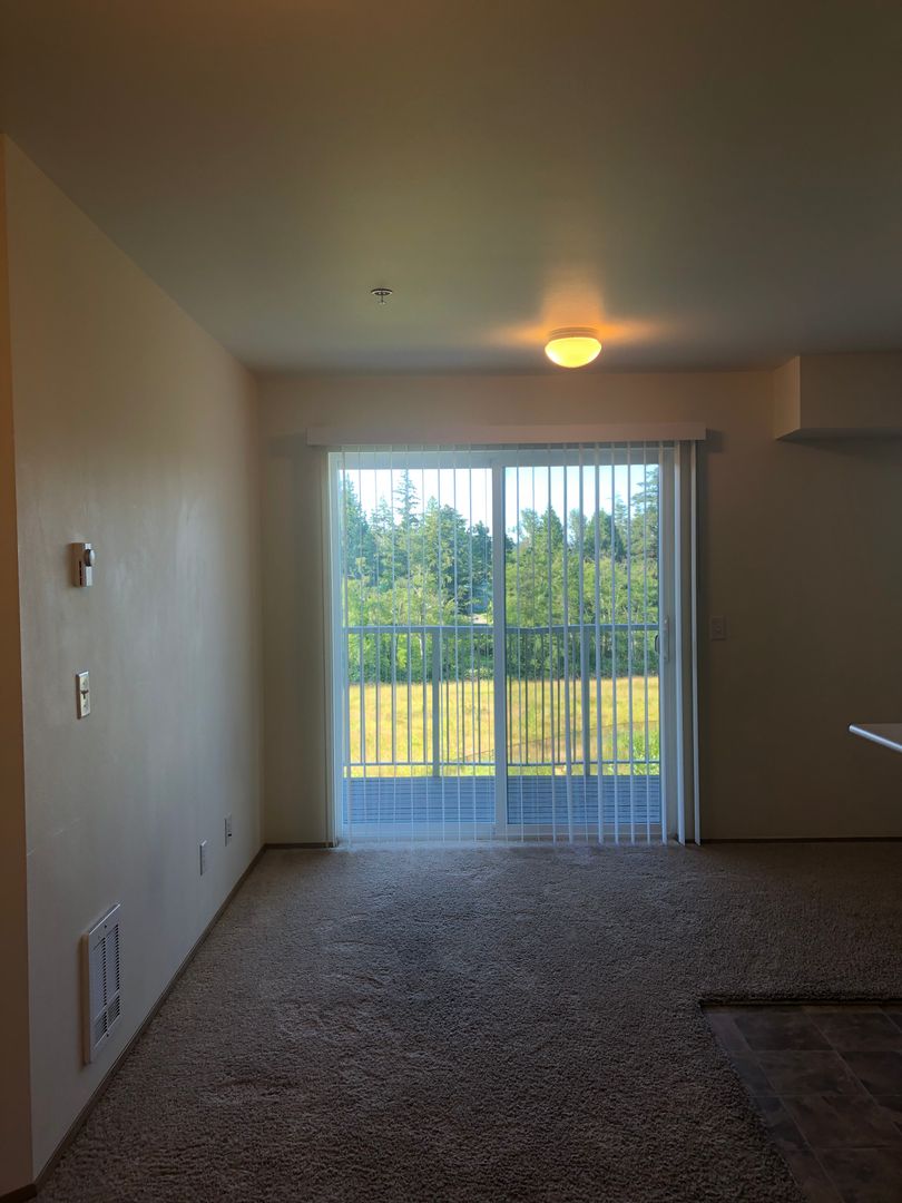 Bellingham Apartment: 3955 Primrose Lane