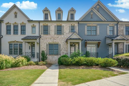 Modern Living in the Heart of Brookhaven – photo 1