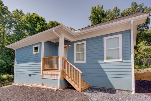 Charming Monroe Heights Bungalow – photo 1