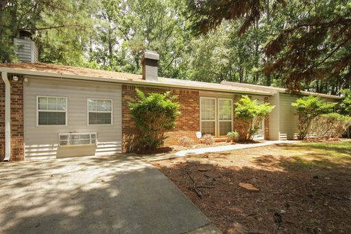 4 Bedroom House – 4454 Blackbirch Lane, Decatur, GA 30034