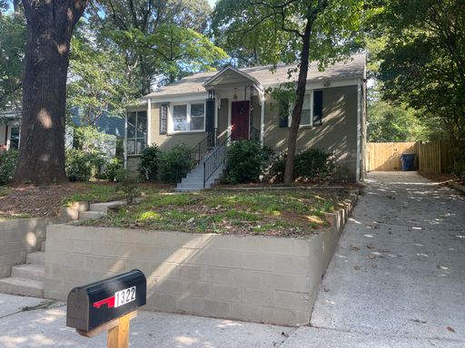 Fenced Yard, Quiet Street - Great Edgewood Location! – photo 1