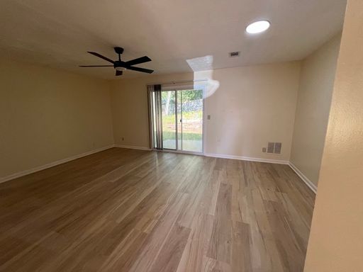 2 Bedroom Townhome – 5291 Ridge Forest Dr., Stone Mountain, GA 30083