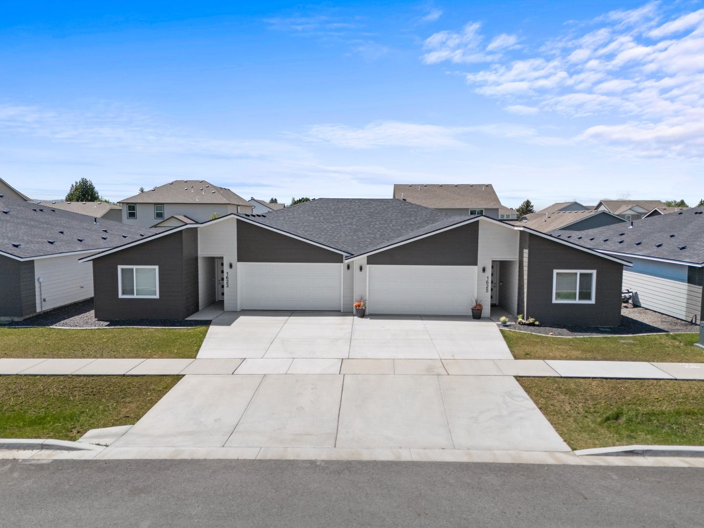 Spokane Valley Apartment: 1623 N Selkirk Rd