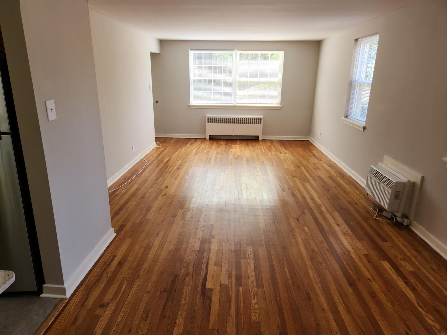 Wynnewood Apartment: 250 E. Wynnewood Road