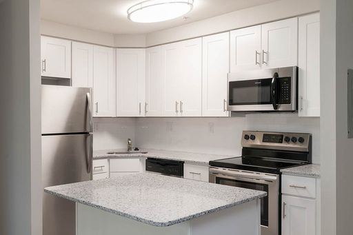 One Bedroom Apartment – photo 1
