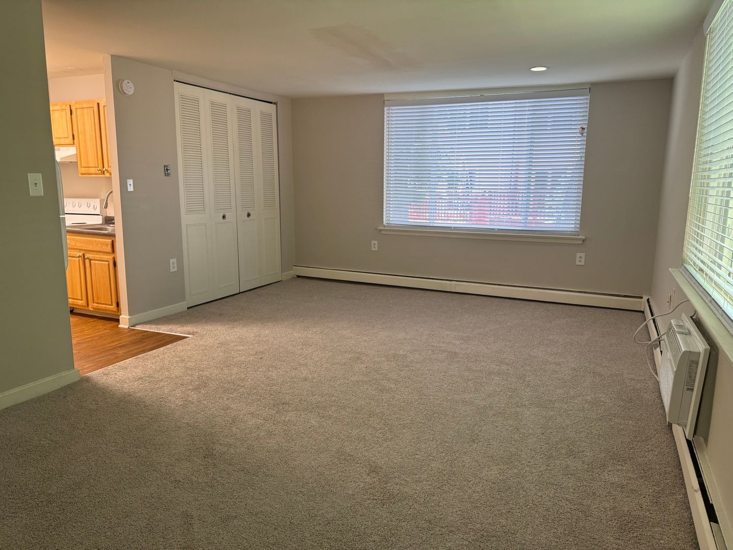 Philadelphia Apartment: 7841 Ridge Avenue