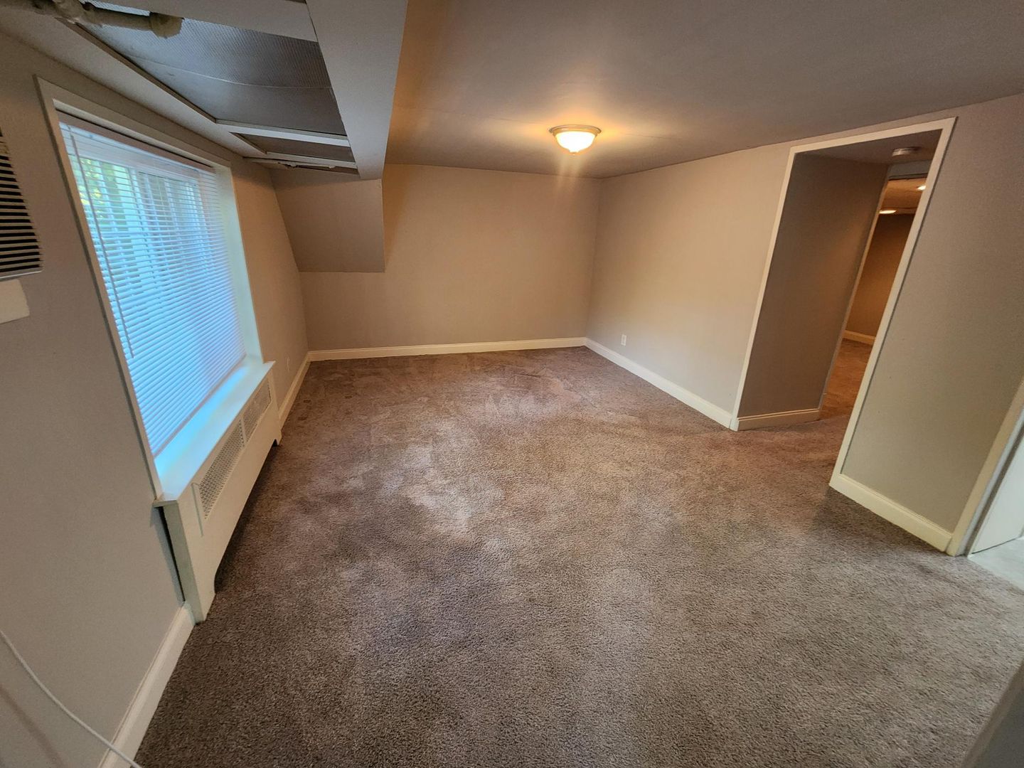 Wynnewood Apartment: 250 E. Wynnewood Road