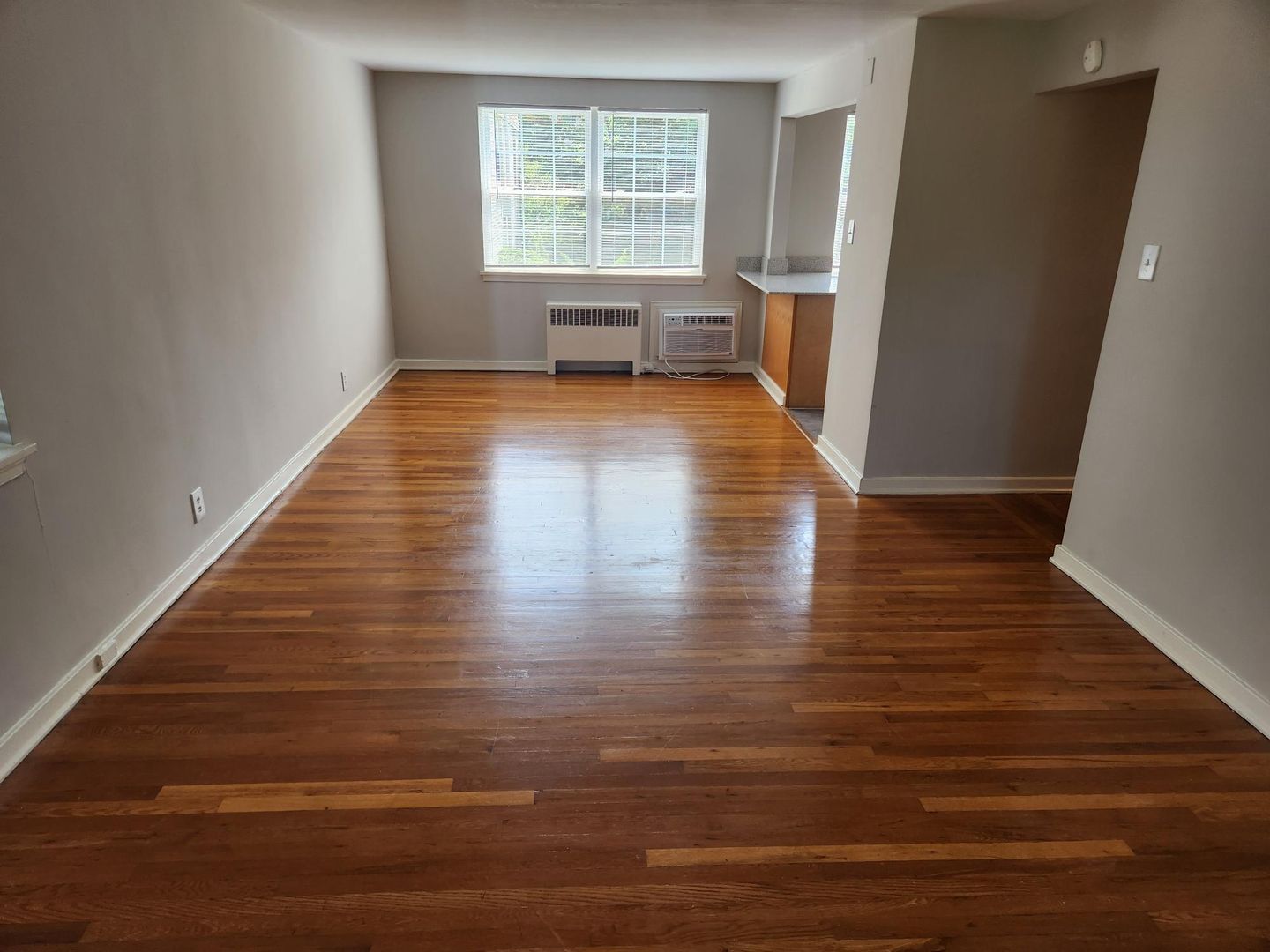 Wynnewood Apartment: 250 E. Wynnewood Road