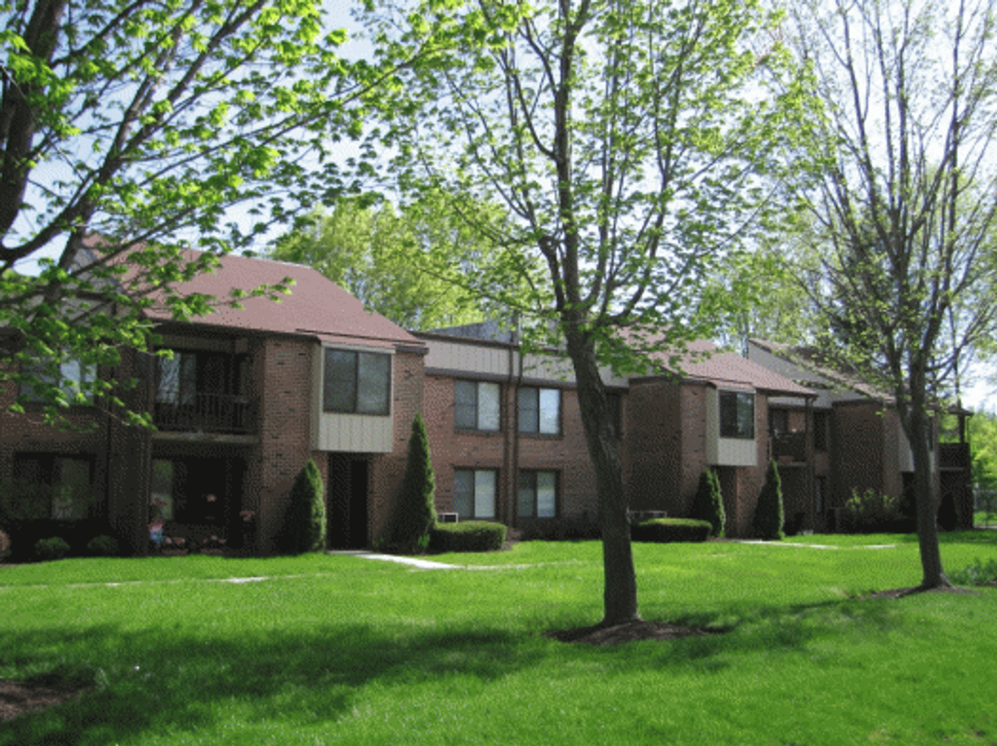 The Metropolitan Tareyton Estates 16 of 17