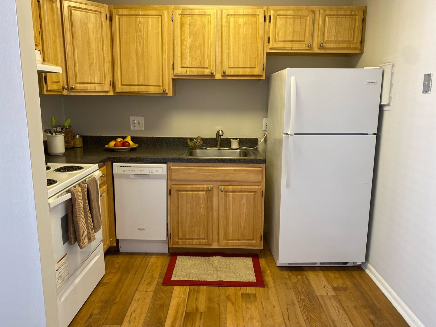 Philadelphia Apartment: 7841 Ridge Avenue