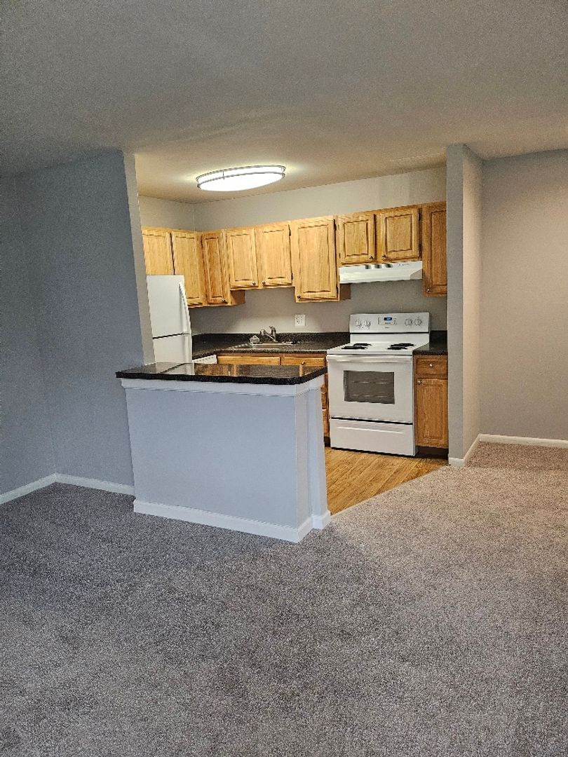 Philadelphia Apartment: 7841 Ridge Avenue