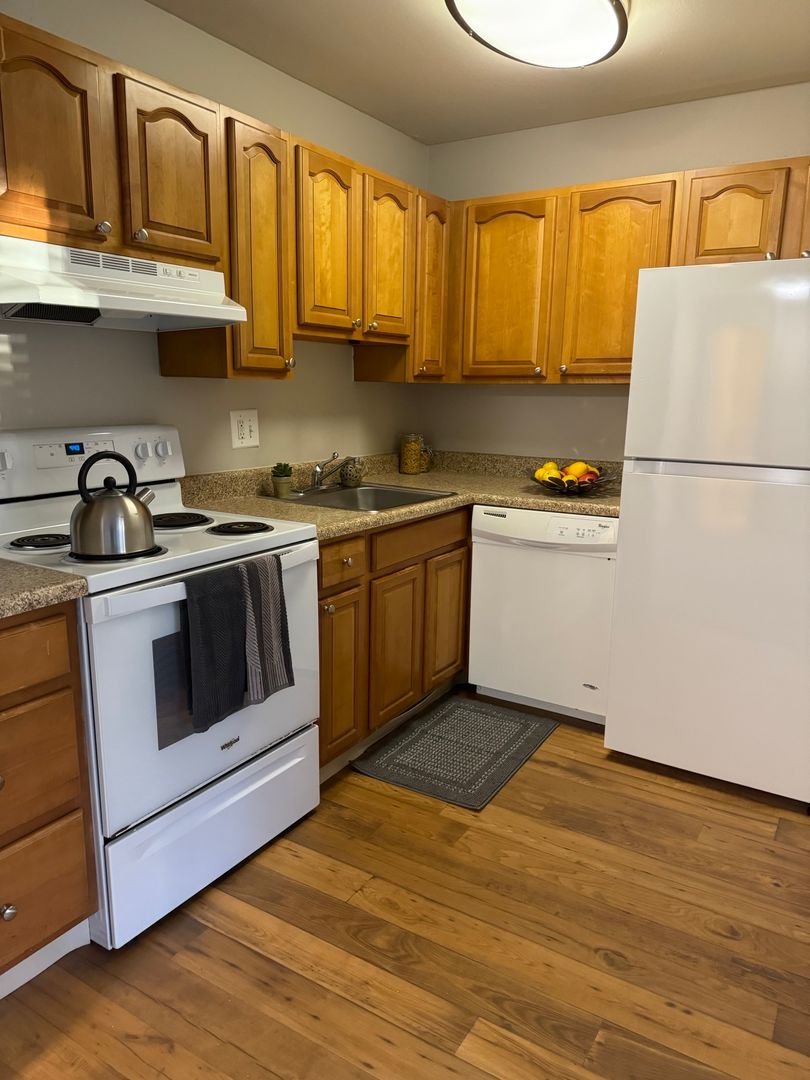 Philadelphia Apartment: 7841 Ridge Avenue