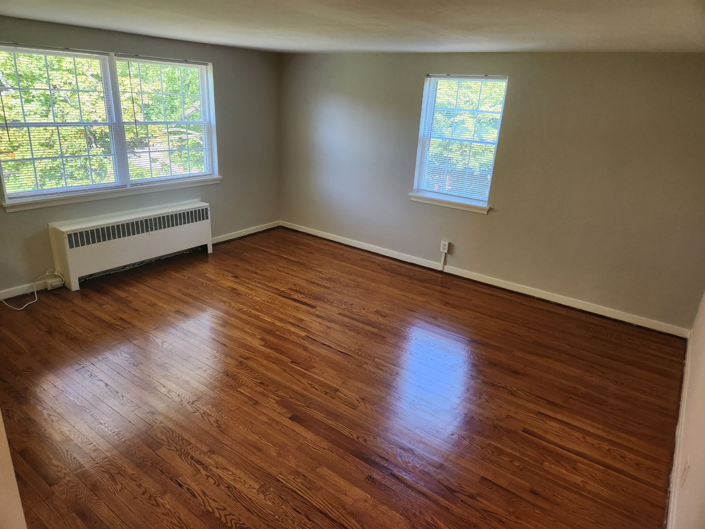Wynnewood Apartment: 250 E. Wynnewood Road