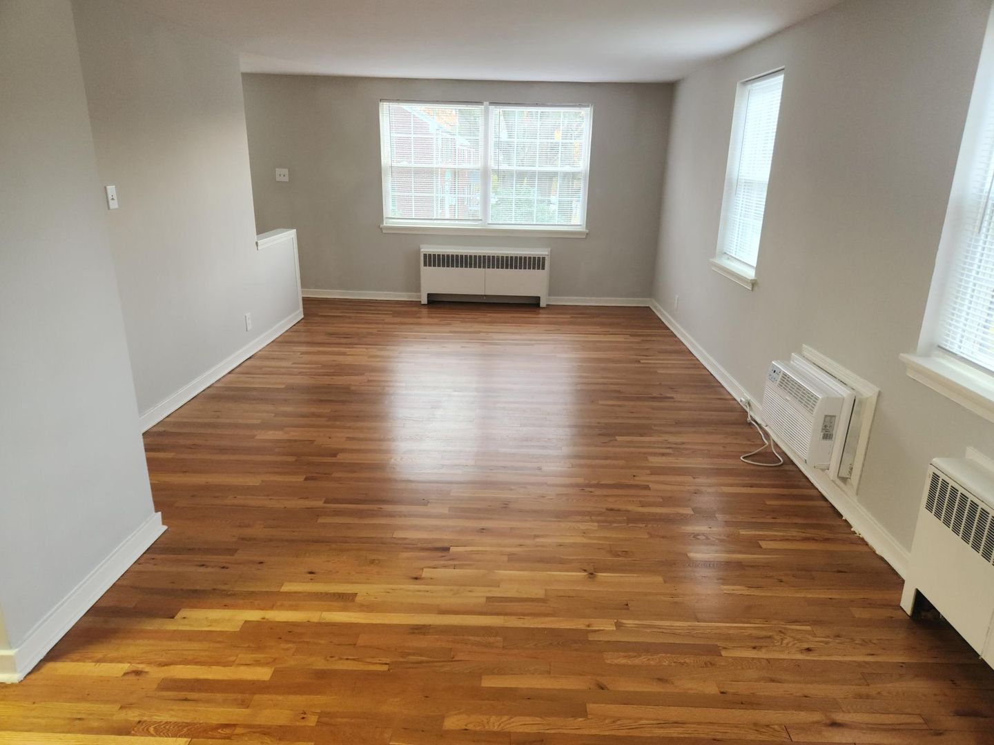 Wynnewood Apartment: 250 E. Wynnewood Road