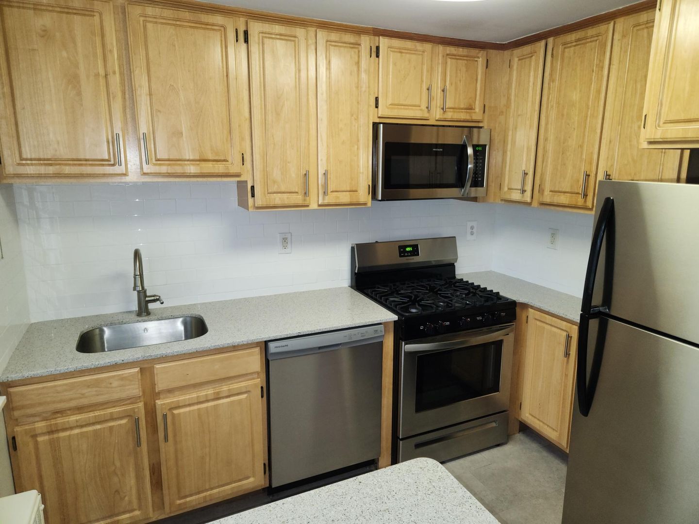 Wynnewood Apartment: 250 E. Wynnewood Road