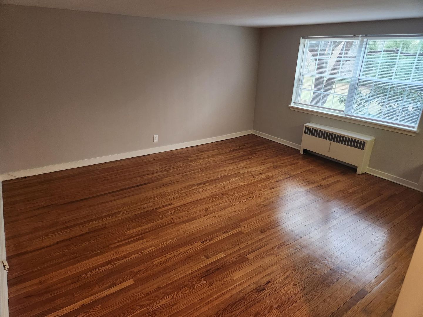 Wynnewood Apartment: 250 E. Wynnewood Road