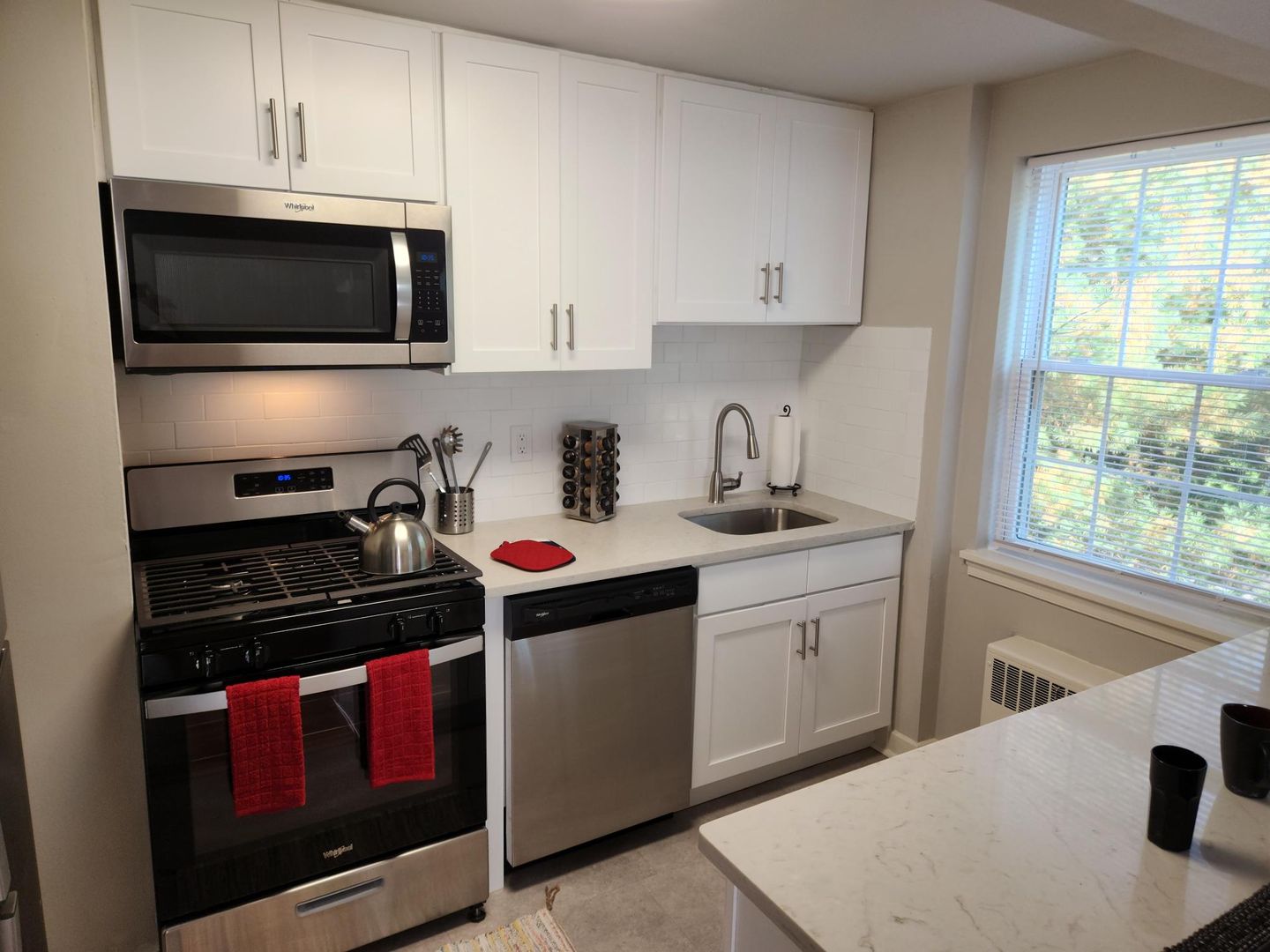 Wynnewood Apartment: 250 E. Wynnewood Road