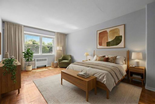 Sun-Filled 631 SF One Bedroom – photo 1