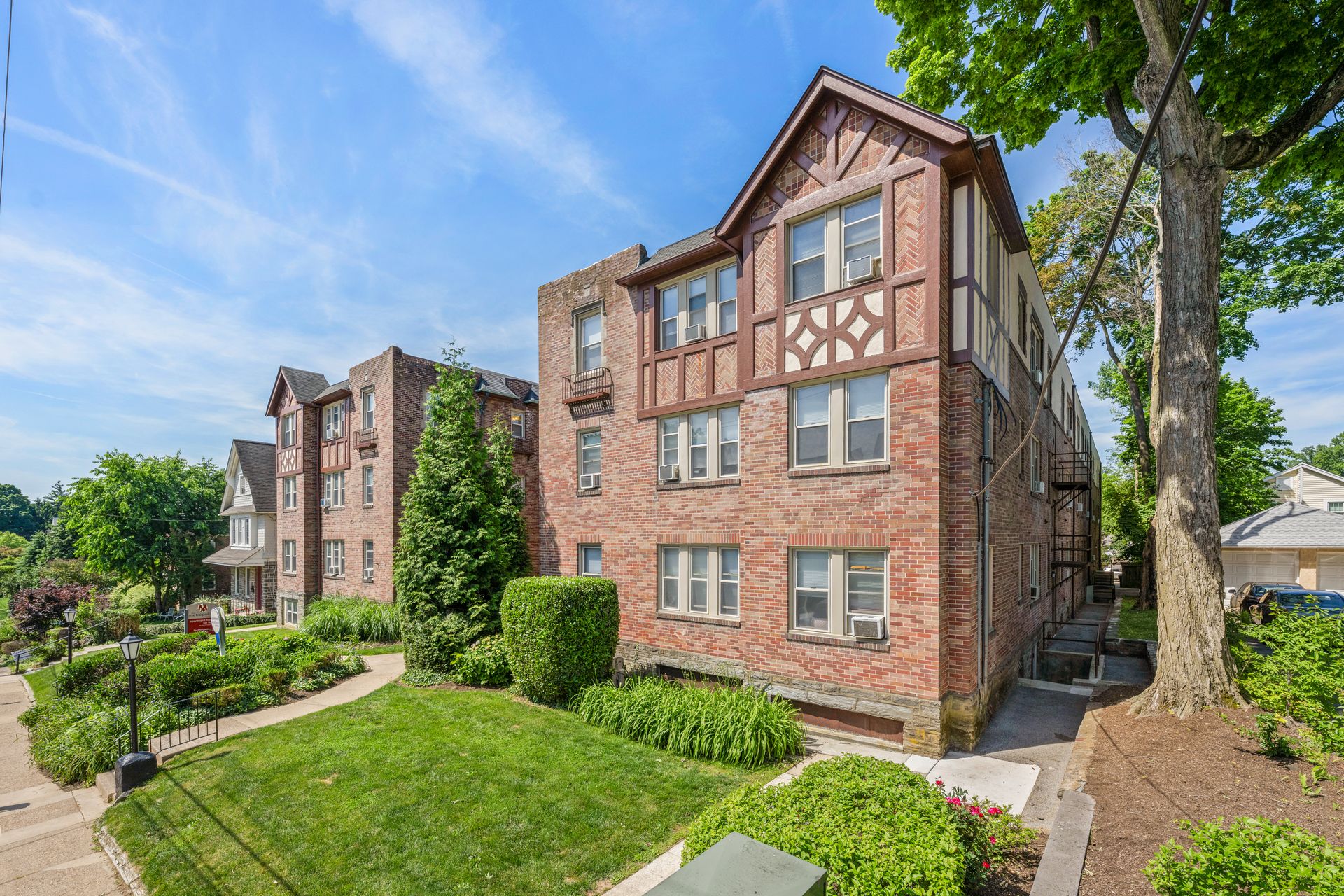 Narberth Apartment: 300 N. Essex Avenue